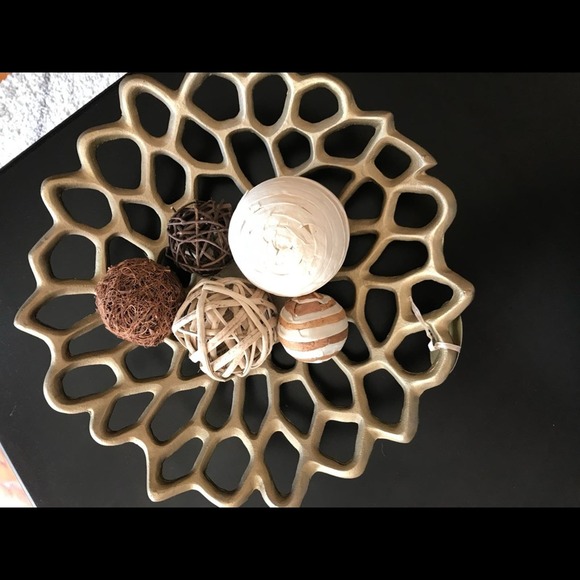 Gold plate - Picture 2 of 2